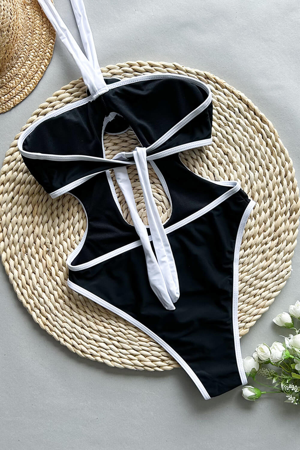 3D Flower Contrast Color Cut-Out One Piece Swimsuit