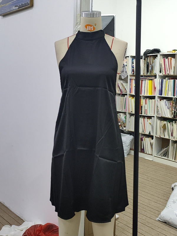 A-Line Loose Backless Solid Color Tied Halter-Neck Mini Dresses