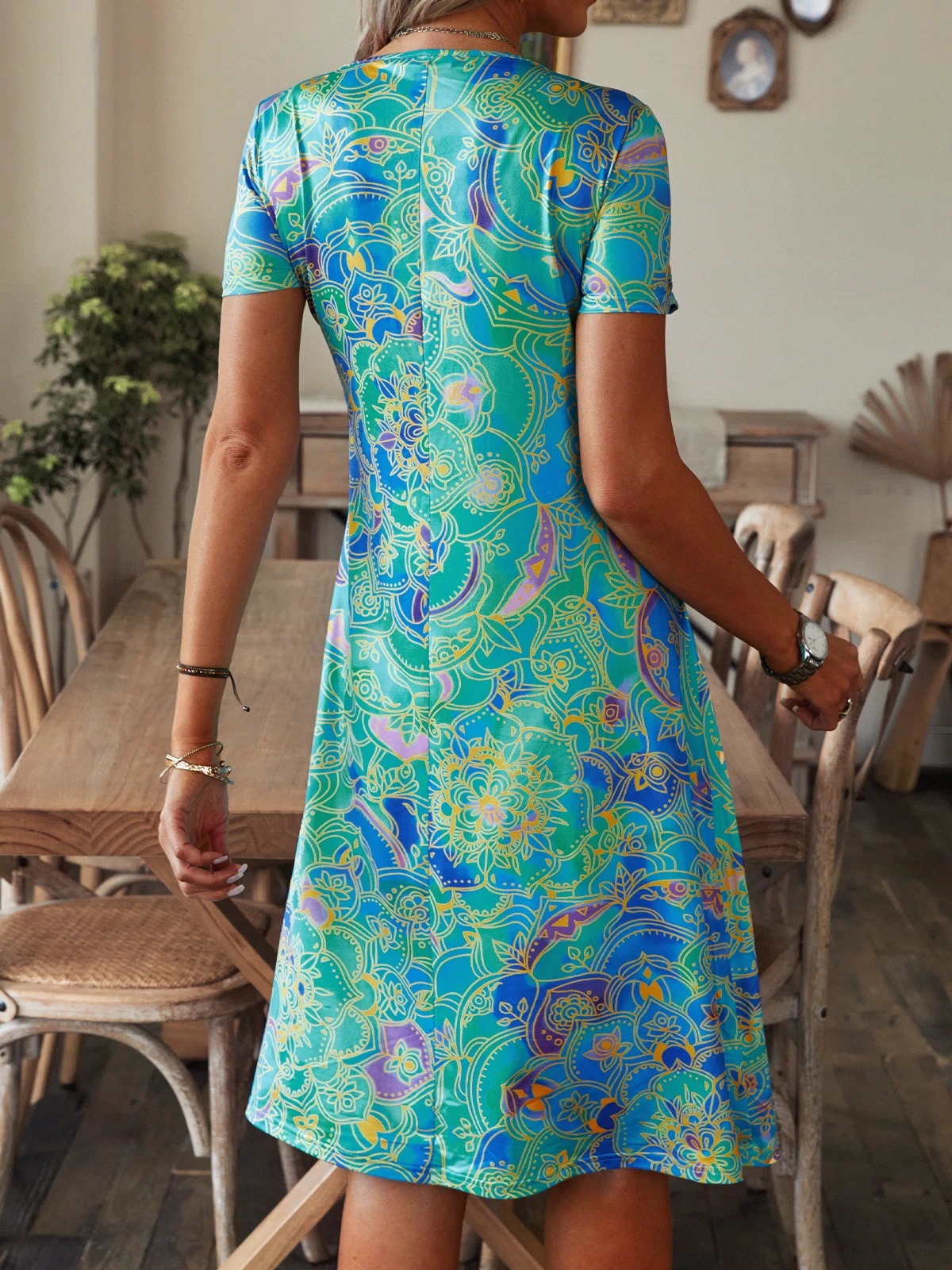 Ocean Blue Mandala Print Short Sleeve Knee-Length Mini Dress