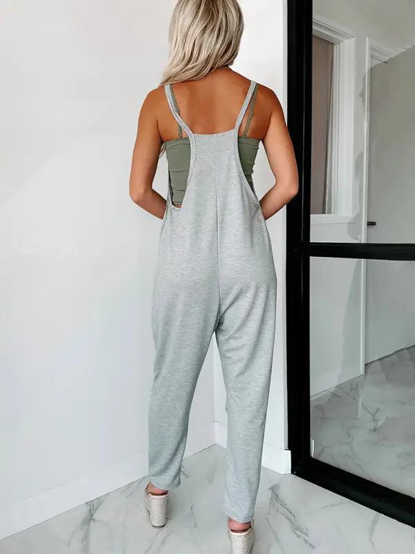 Loose casual loose jumpsuit with suspenders